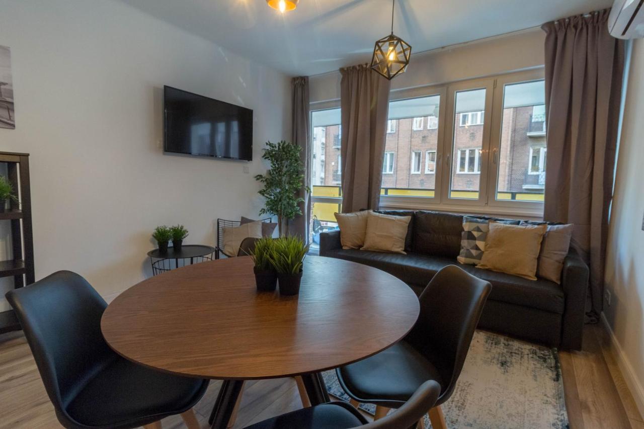 Standard Apartment By Hi5 - Madach ブダペスト エクステリア 写真
