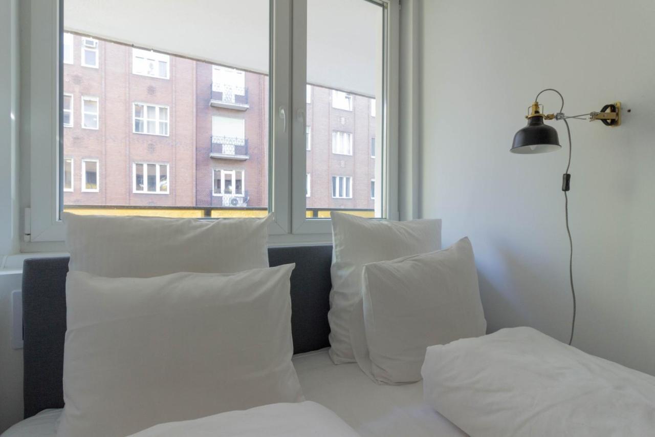 Standard Apartment By Hi5 - Madach ブダペスト エクステリア 写真